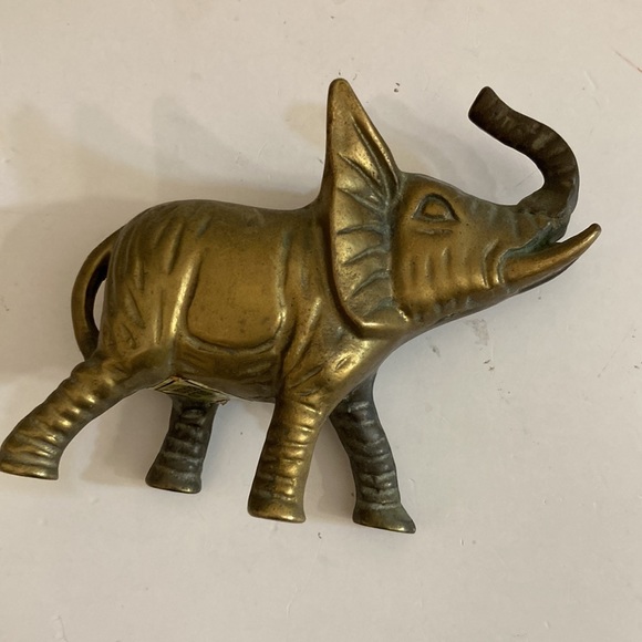 Vintage made in Taiwan solid brass elephant - Picture 5 of 11